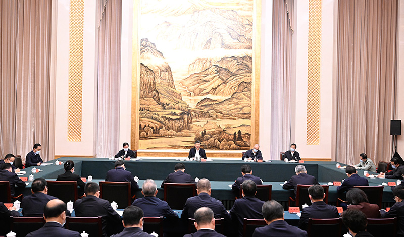 5月17日上午，中共中央总书记、国家主席、中央军委主席习近平在陕西西安主持中国－中亚峰会前夕，专门听取陕西省委和省政府工作汇报，发表了重要讲话。